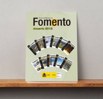 Portada de Anuario 2015 de la Revista del Ministerio de Fomento.